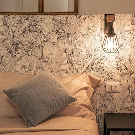 Elegant Design Apartment In Historical City Center CTA Exteriör bild