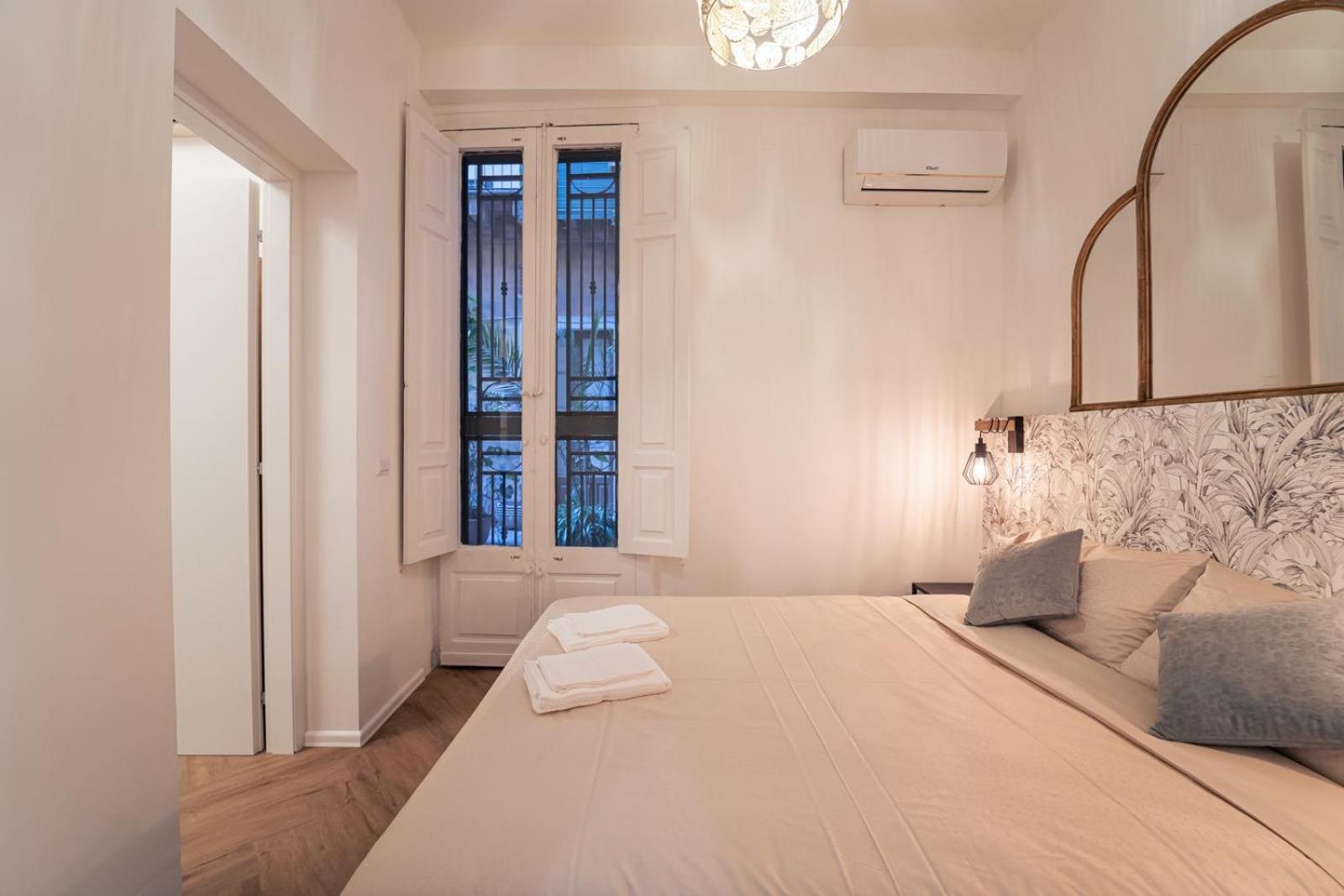 Elegant Design Apartment In Historical City Center CTA Exteriör bild