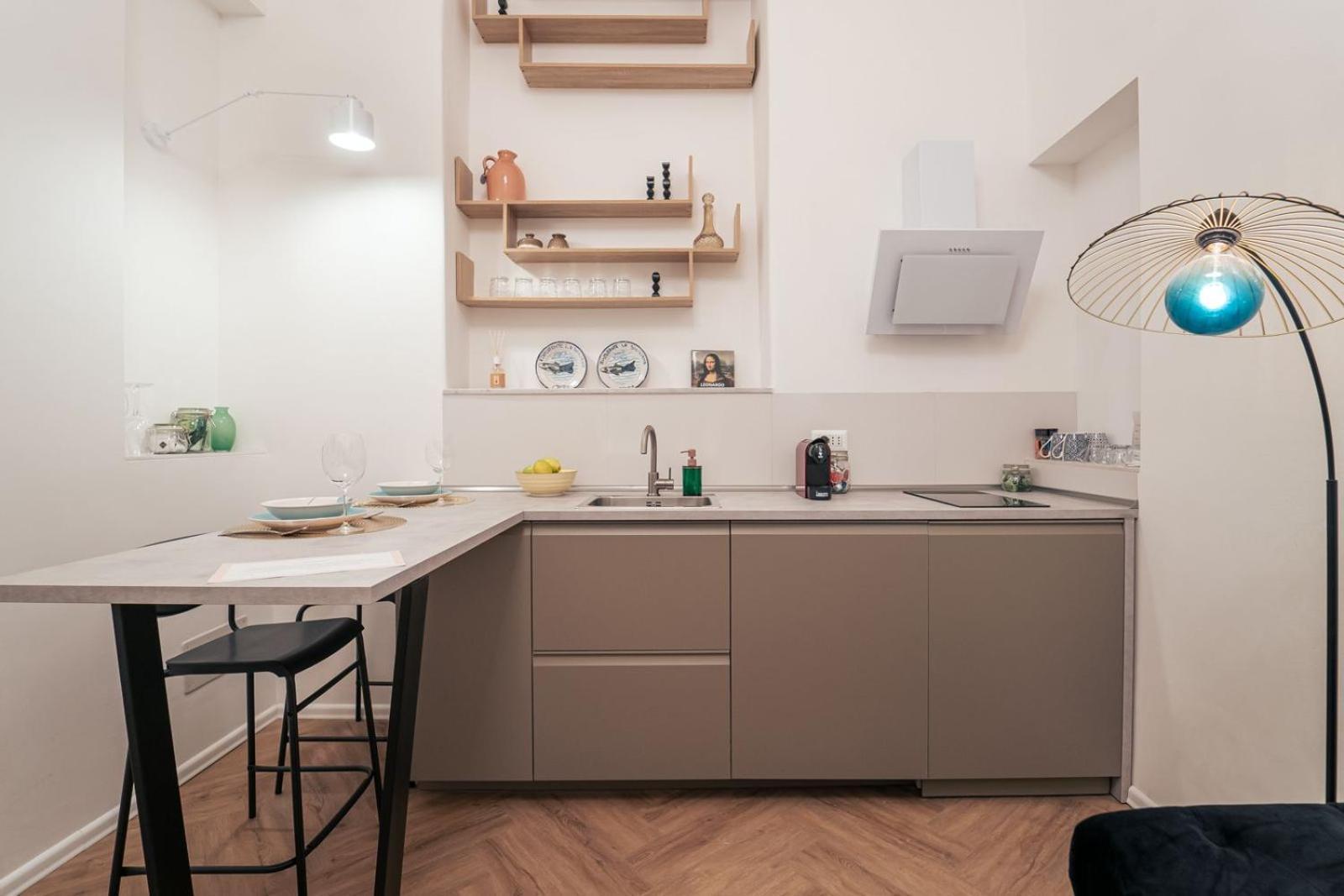 Elegant Design Apartment In Historical City Center CTA Exteriör bild